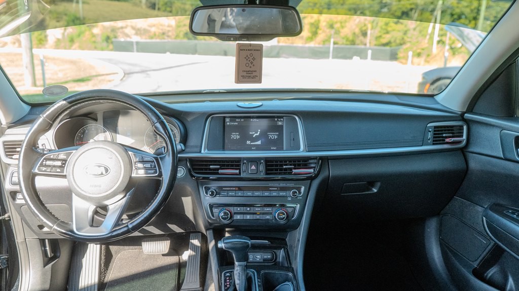 2019 Kia Optima Image 11