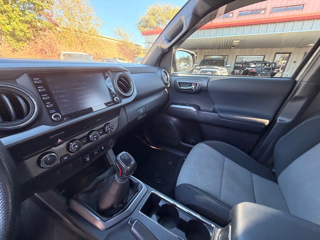 2020 Toyota Tacoma Image 5