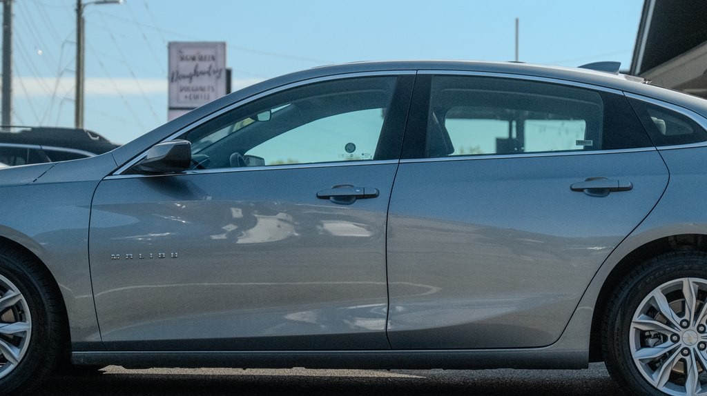 2024 Chevrolet Malibu Image 3