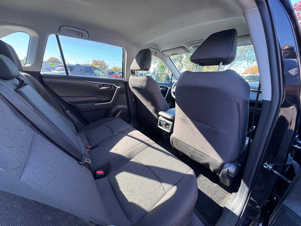 2021 Toyota Rav4 Image 7