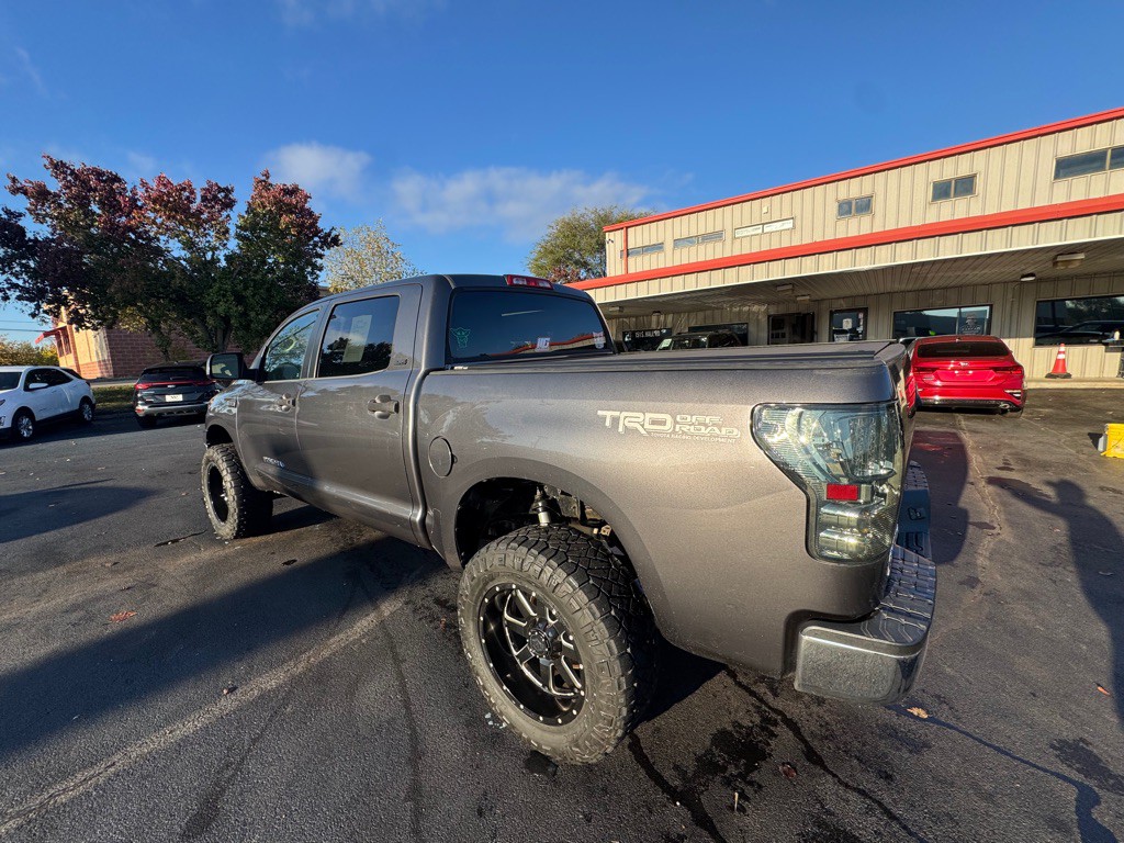 2011 Toyota Tundra Image 5