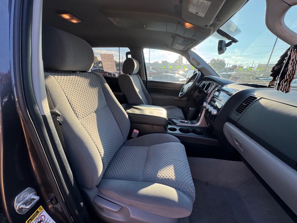 2011 Toyota Tundra Image 8