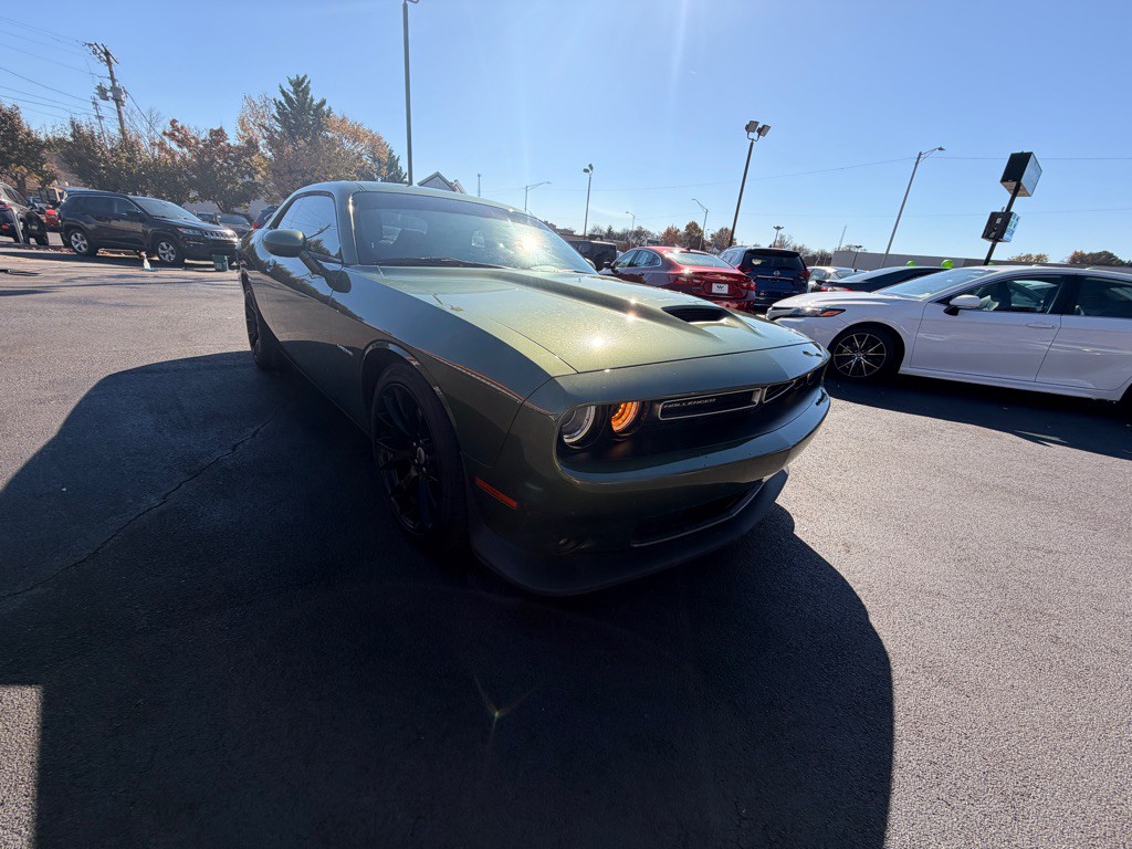 2021 Dodge Challenger Image 3