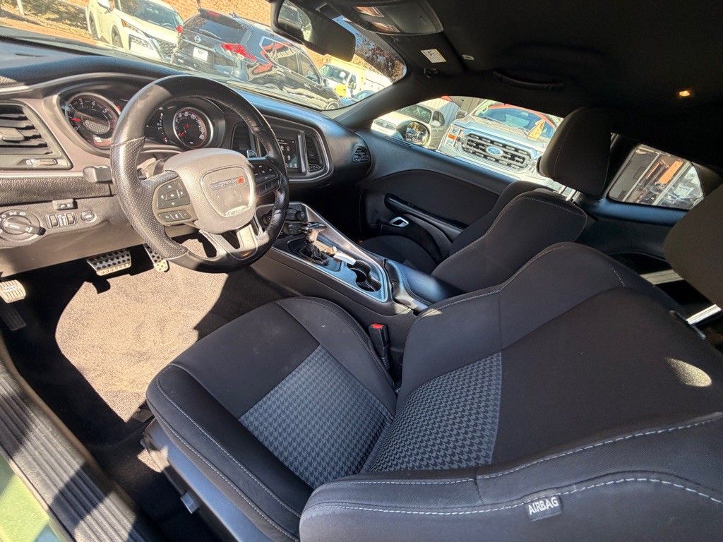 2021 Dodge Challenger Image 10