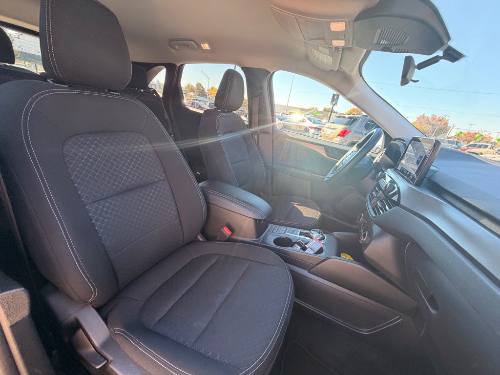 2025 Ford Escape Image 7