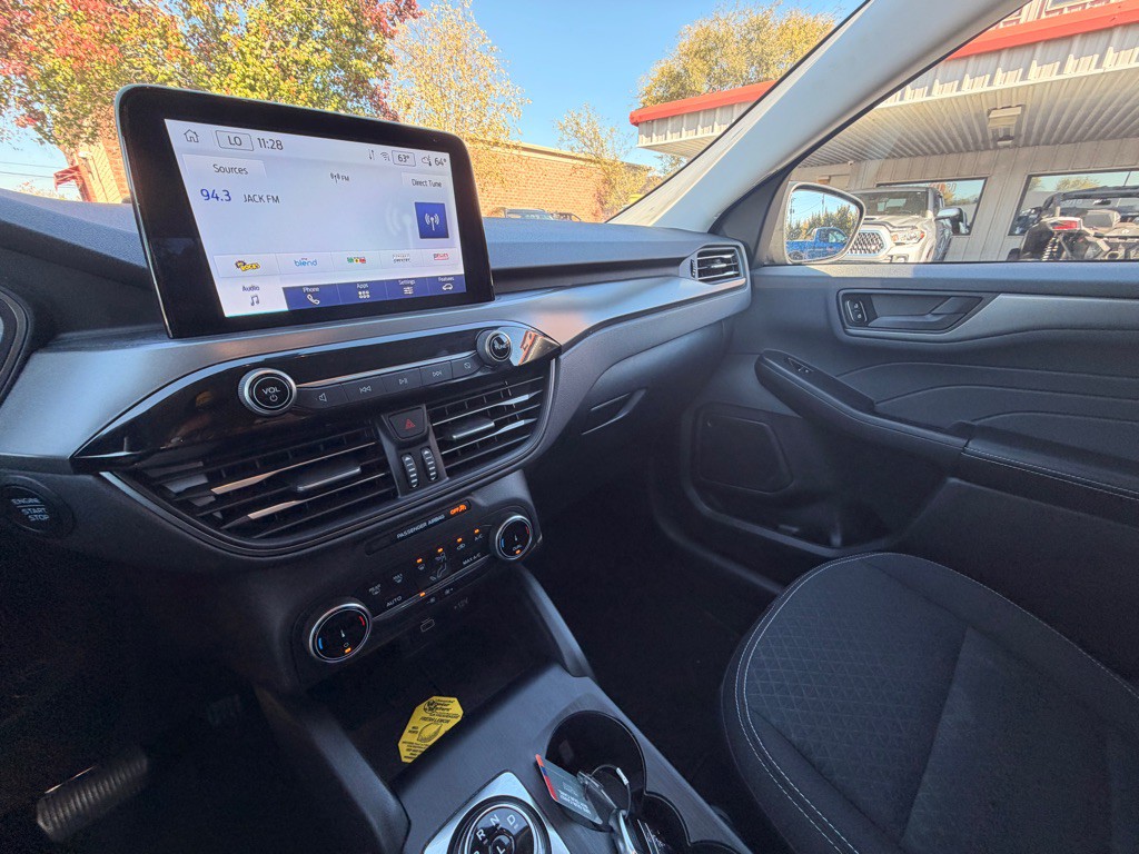 2025 Ford Escape Image 10