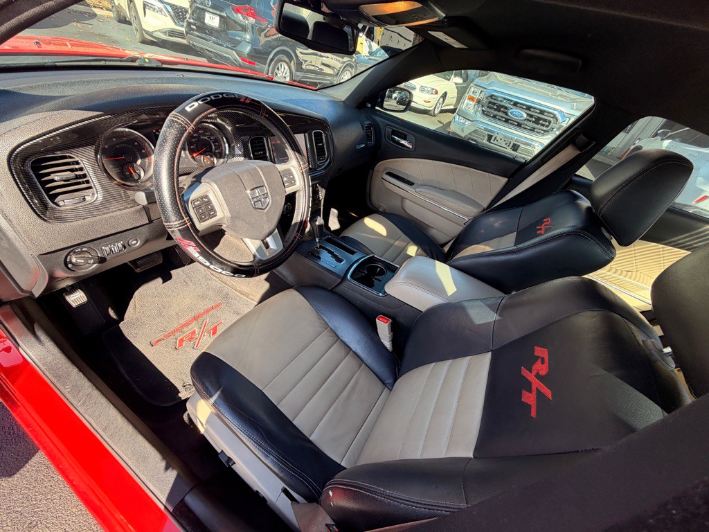 2014 Dodge Charger Image 9