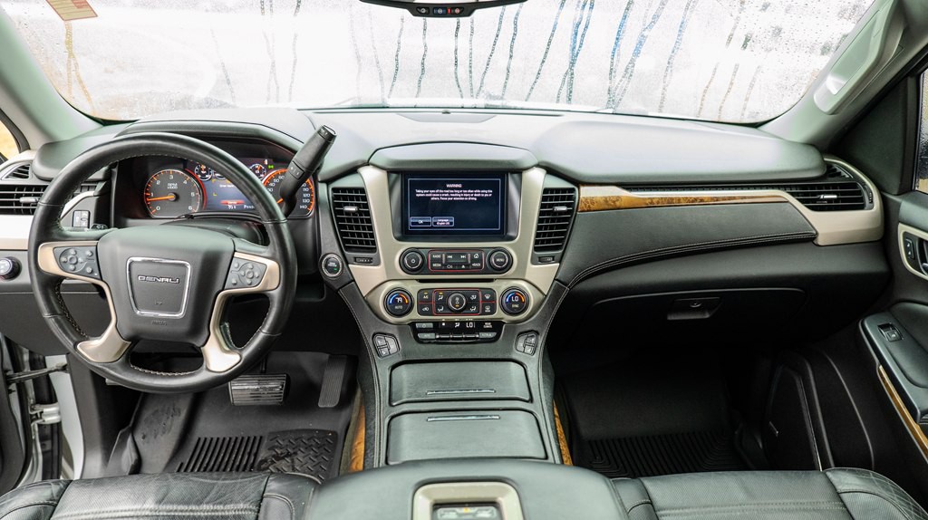 2015 GMC Yukon Image 12