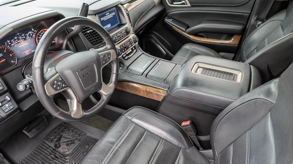 2015 GMC Yukon Image 9