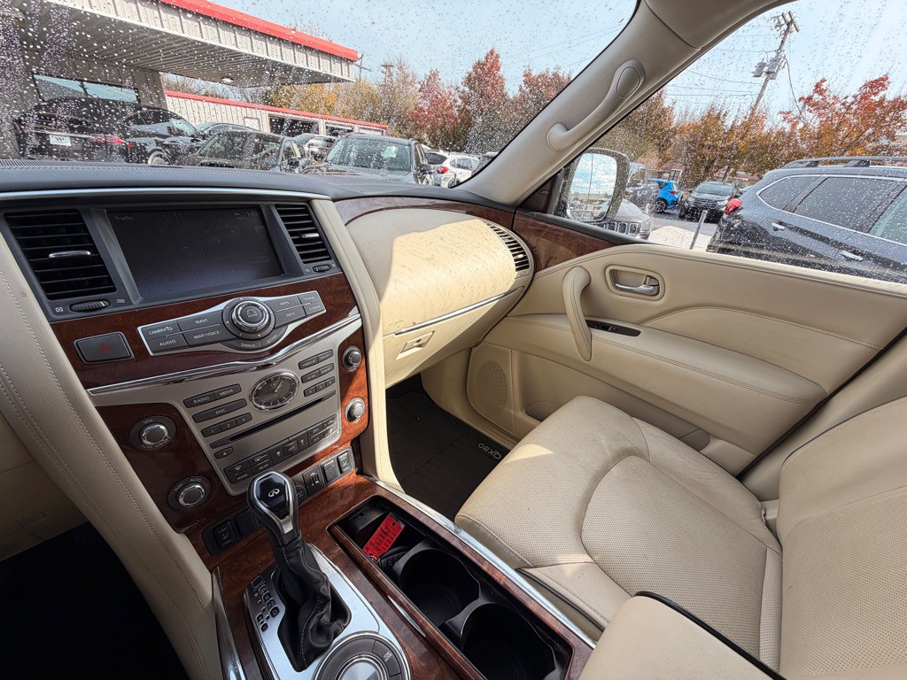 2019 INFINITI QX80 Image 10
