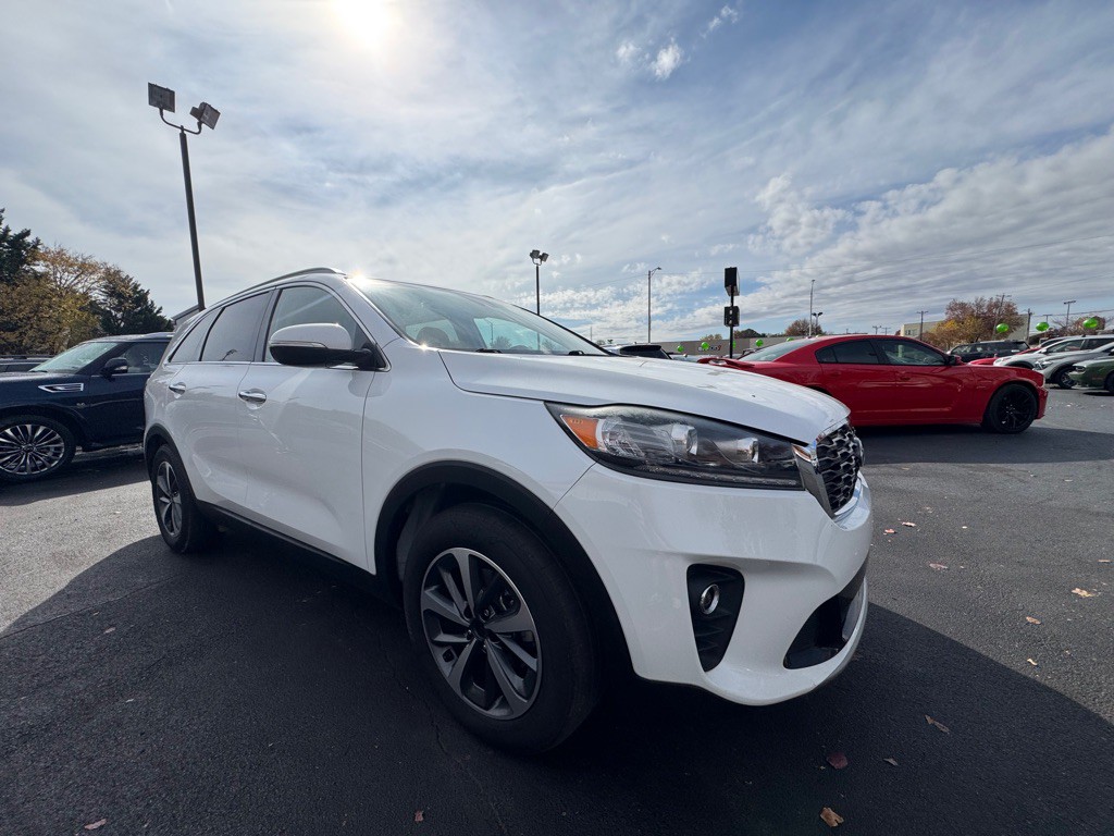 2019 Kia Sorento Image 2
