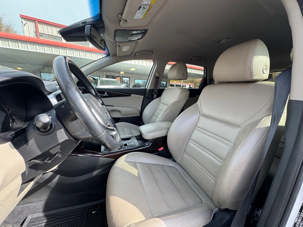 2019 Kia Sorento Image 5