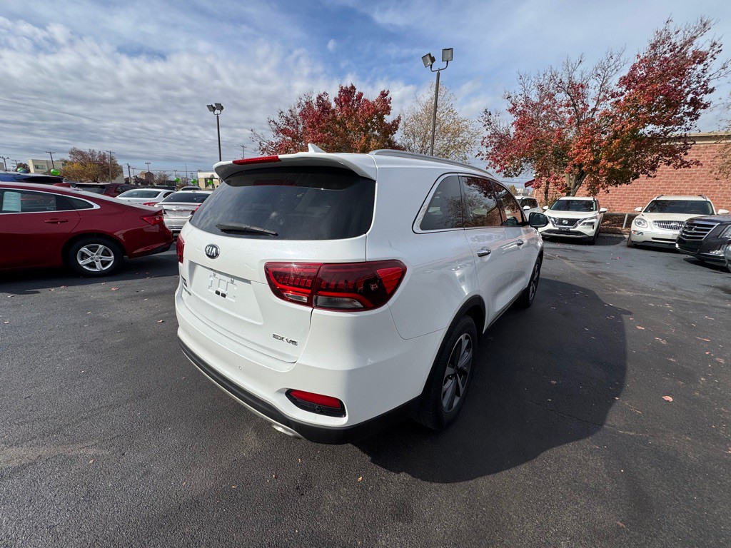 2019 Kia Sorento Image 8