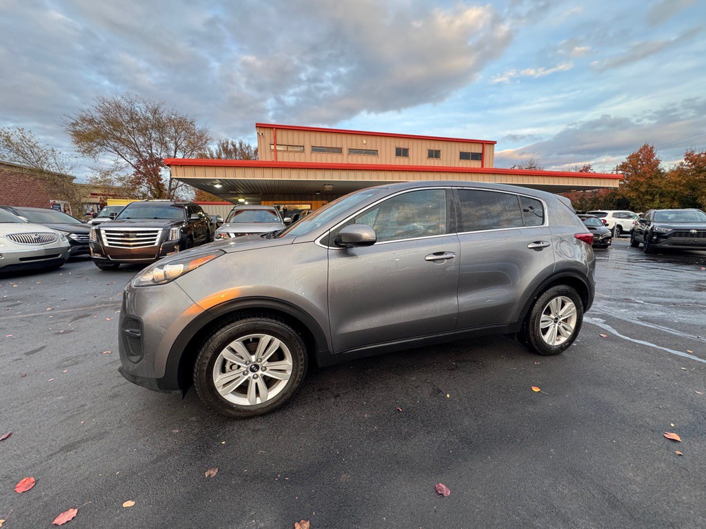 2017 Kia Sportage Image 2