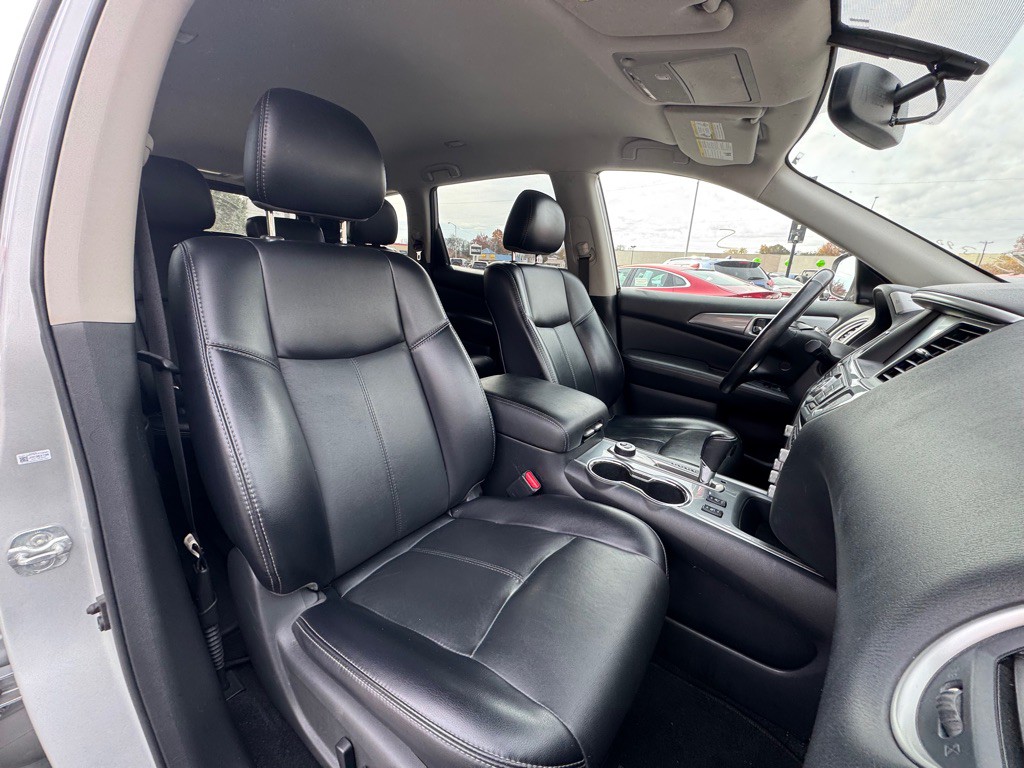 2020 Nissan Pathfinder Image 6