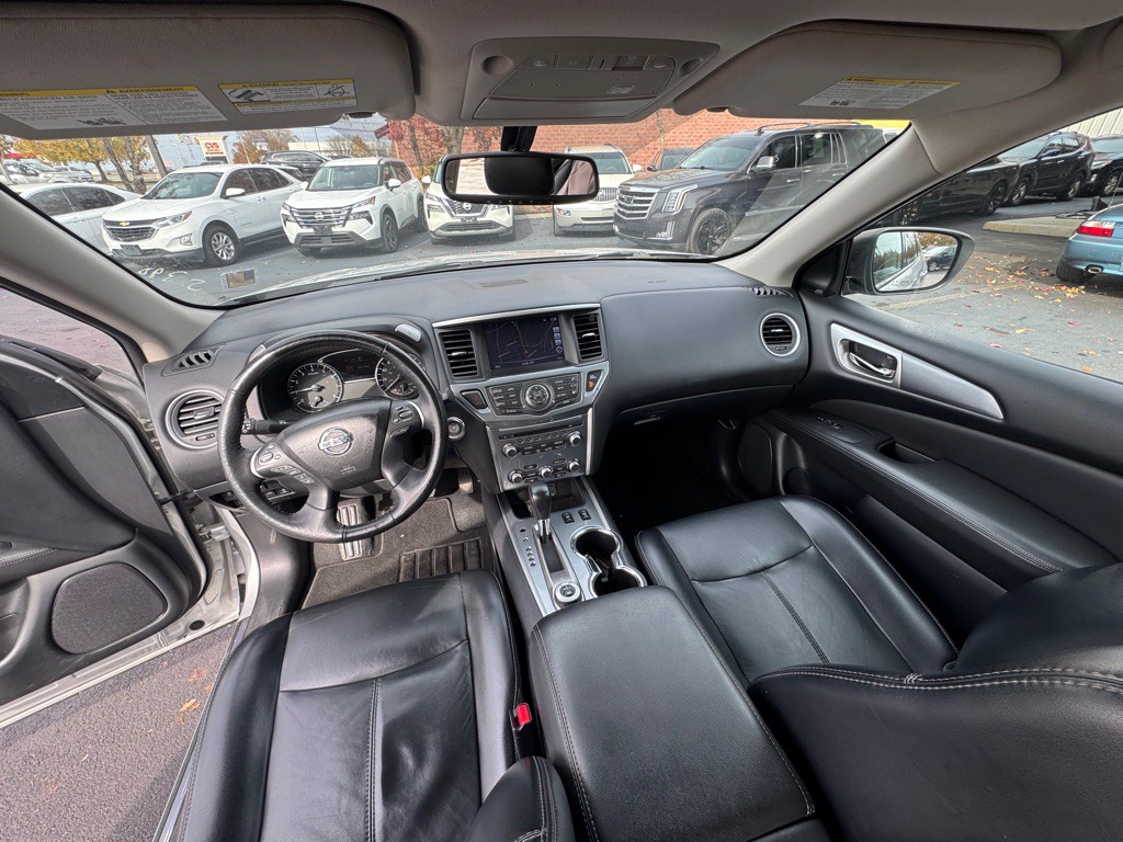 2020 Nissan Pathfinder Image 12