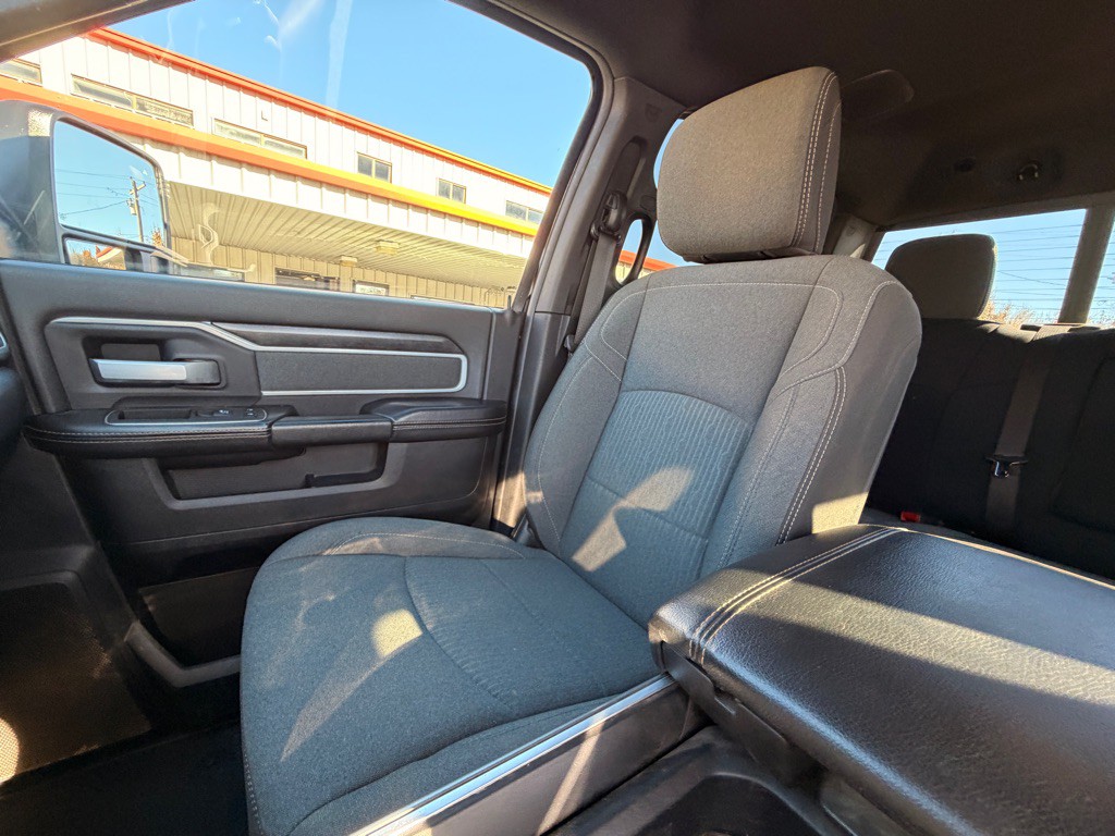 2023 RAM 2500 Image 7