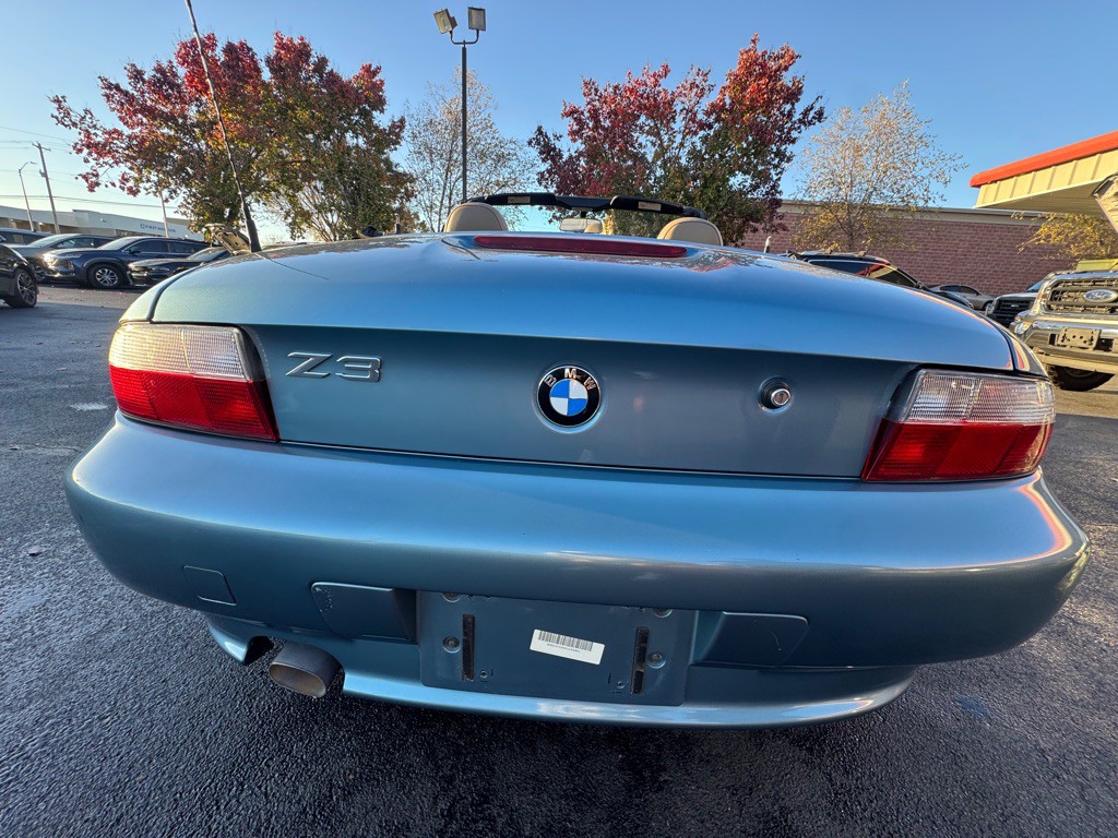1997 BMW Z3 Image 3