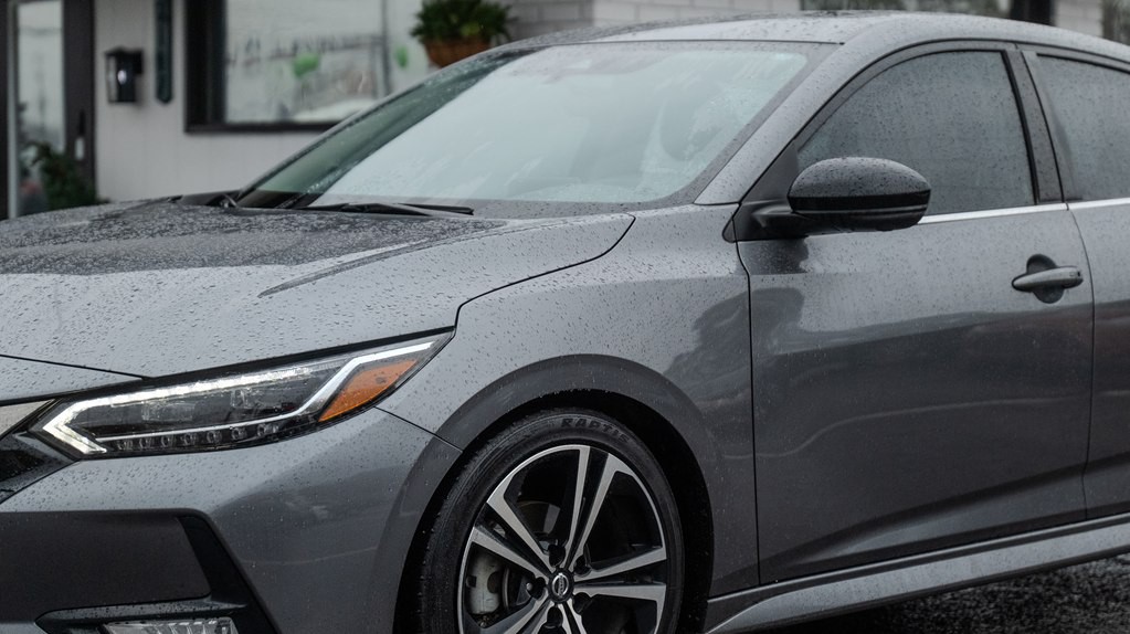 2023 Nissan Sentra Image 2