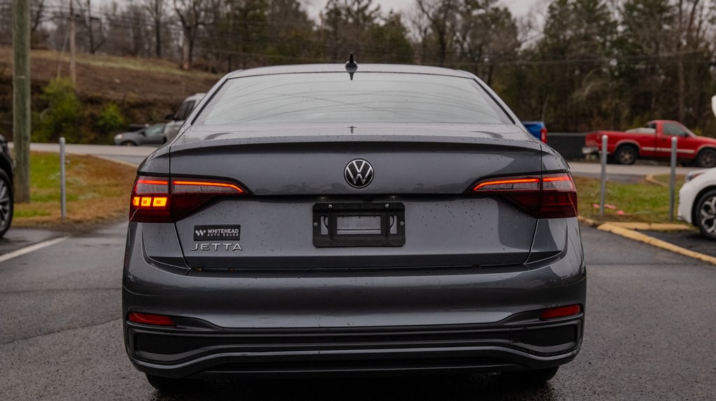 2024 Volkswagen Jetta Image 5