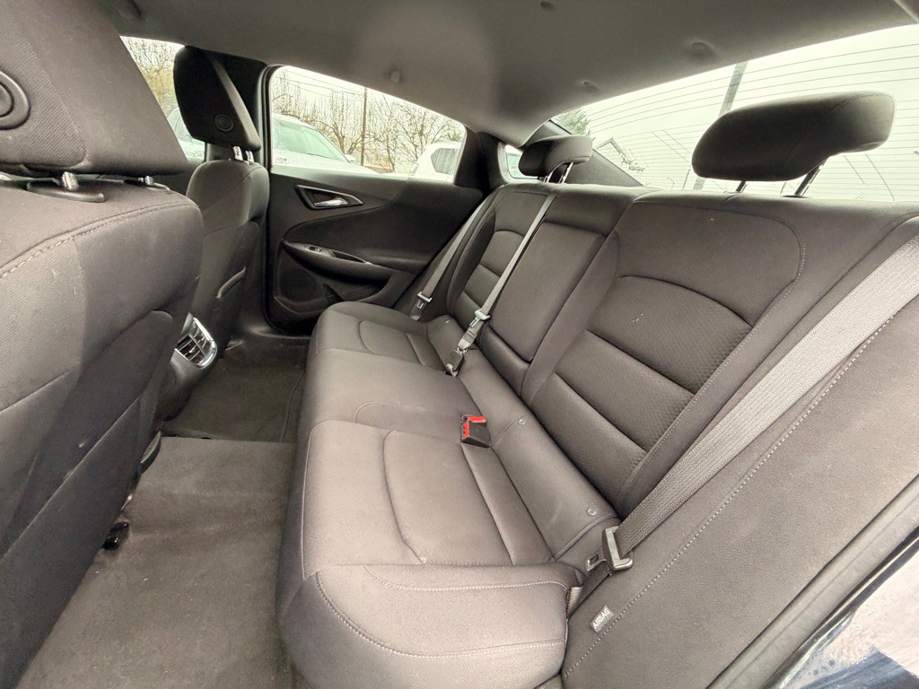 2023 Chevrolet Malibu Image 5