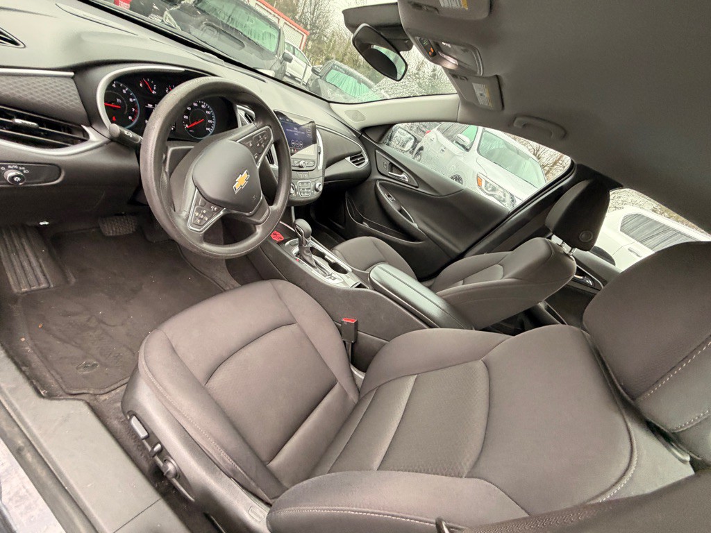2023 Chevrolet Malibu Image 7