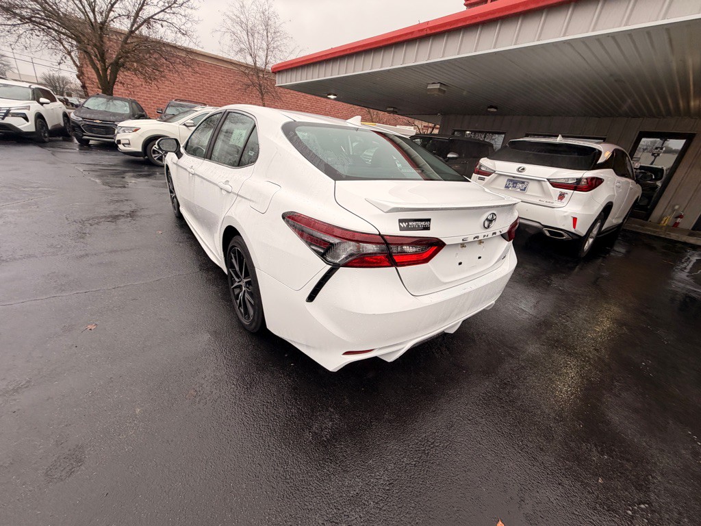 2024 Toyota Camry Image 2