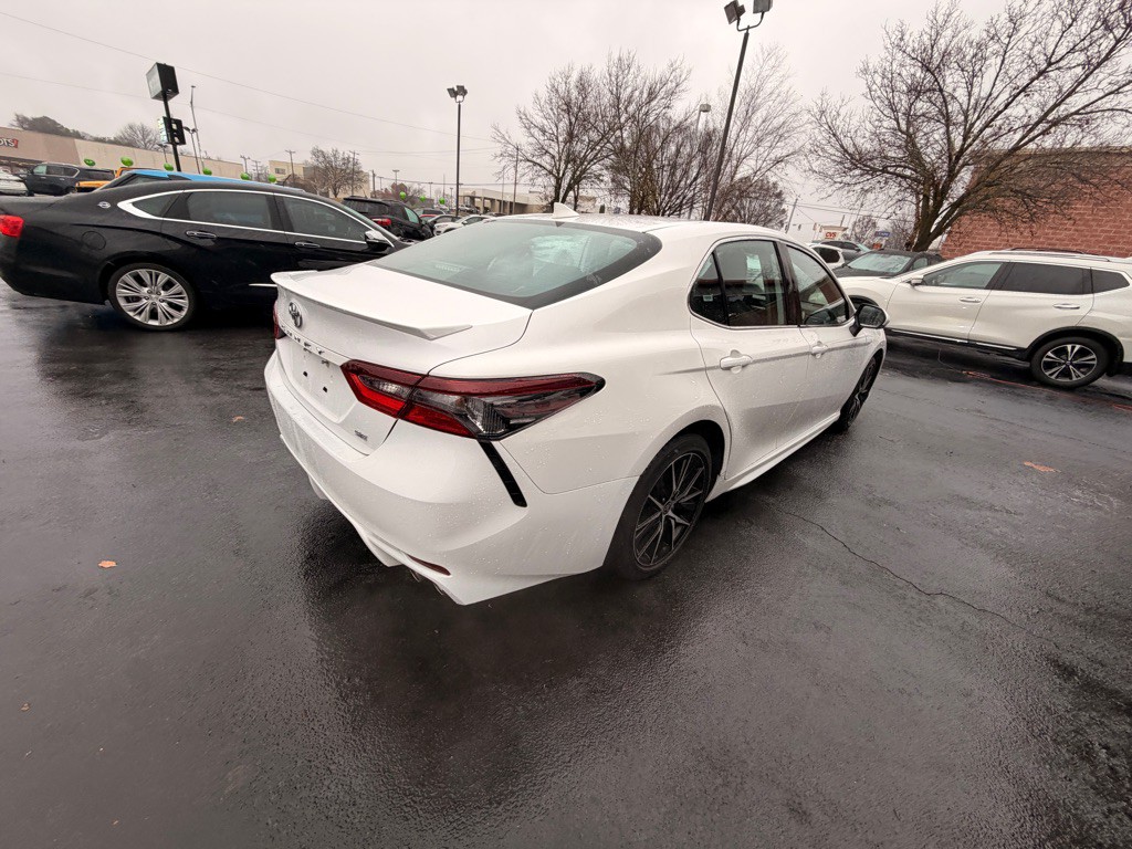 2024 Toyota Camry Image 4