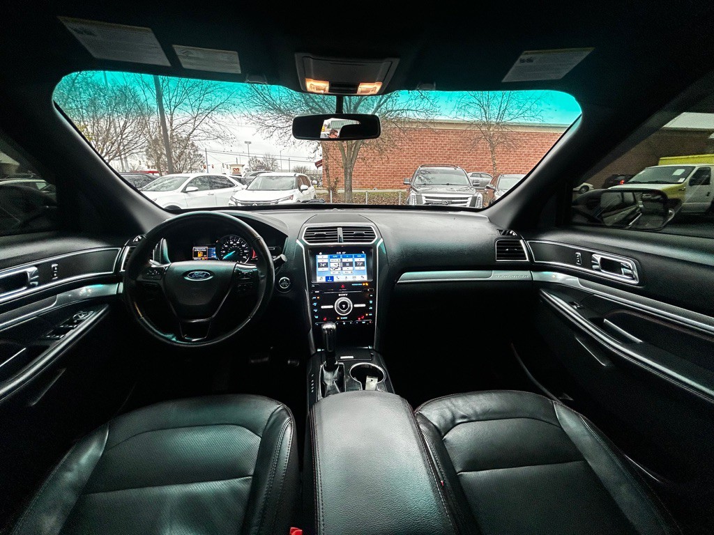 2018 Ford Explorer Image 10
