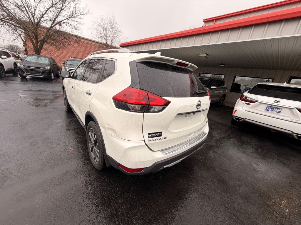 2018 Nissan Rogue Image 4