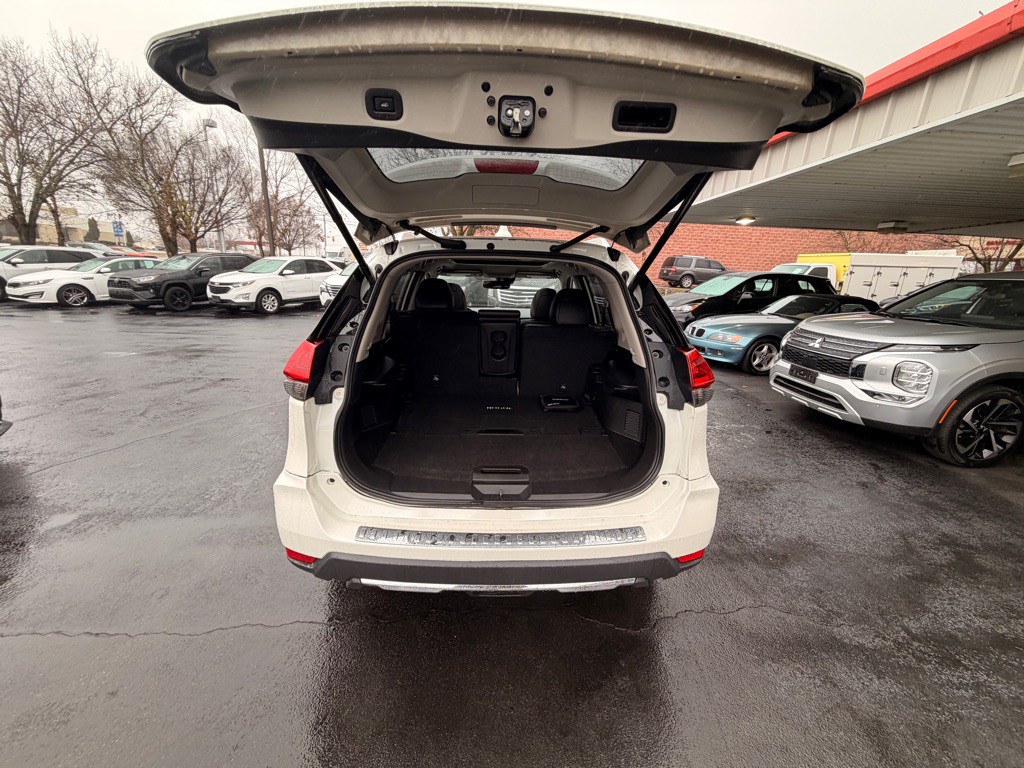 2018 Nissan Rogue Image 5