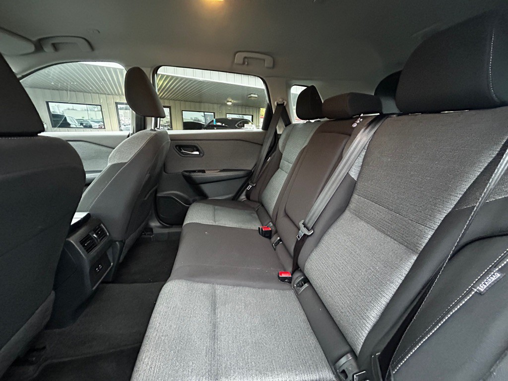 2023 Nissan Rogue Image 8