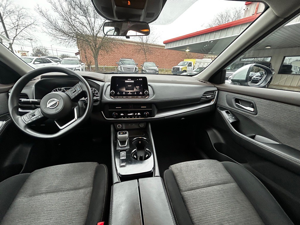 2023 Nissan Rogue Image 9