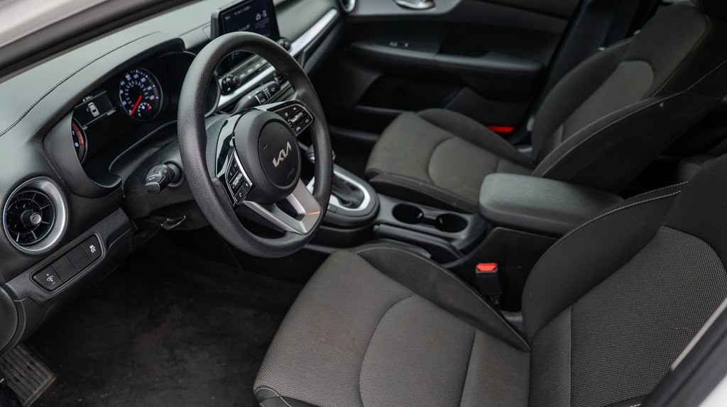 2024 Kia Forte Image 9
