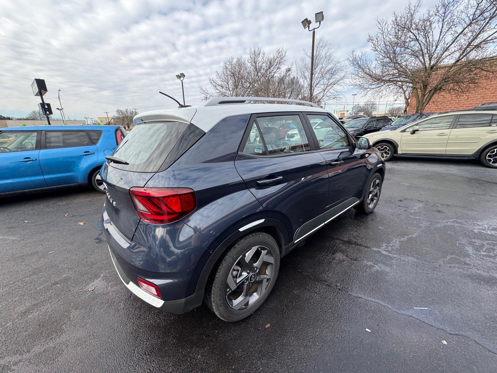 2024 Hyundai Venue Image 5