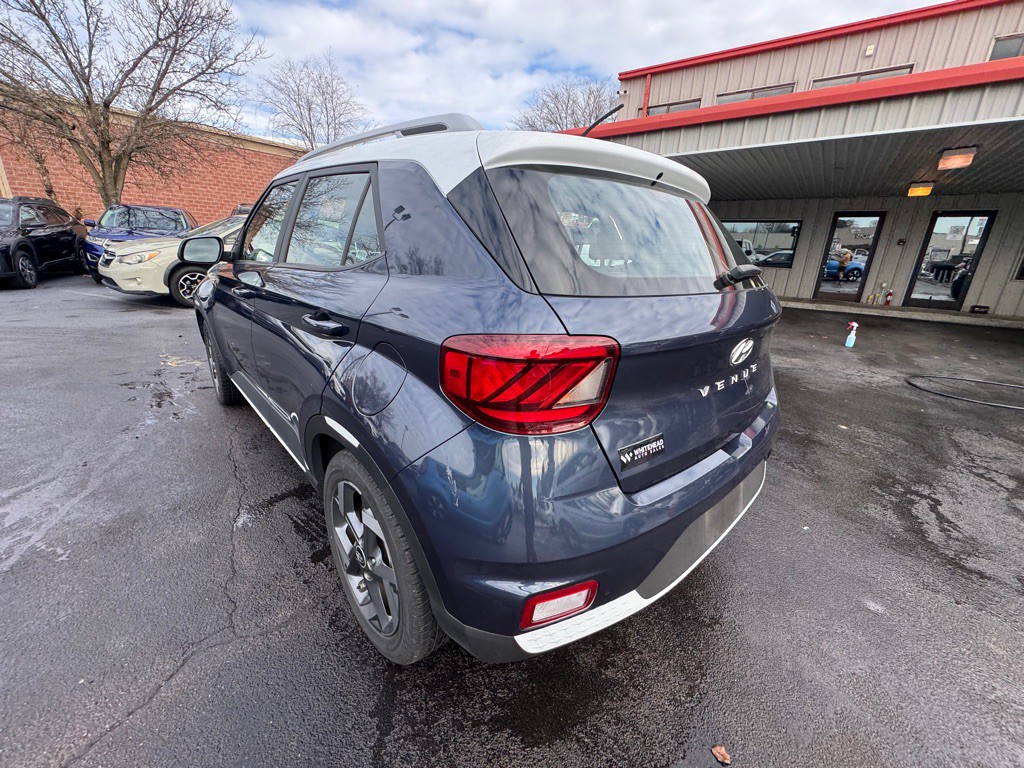 2024 Hyundai Venue Image 6