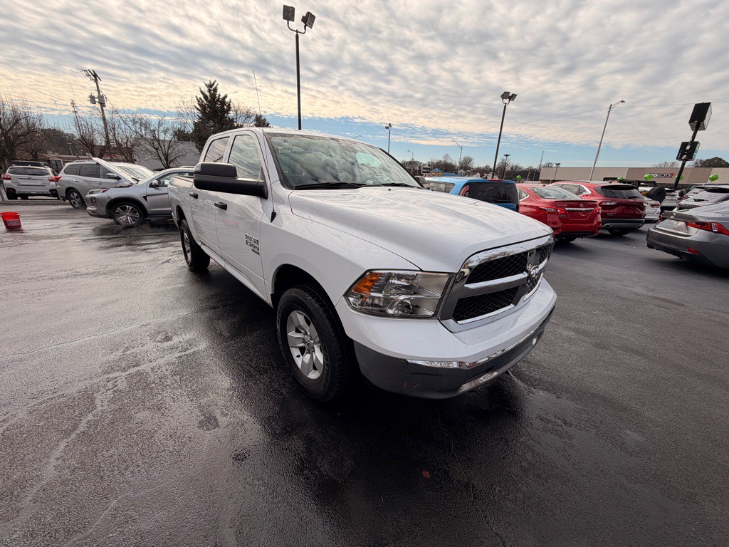 2023 RAM 1500 Image 2