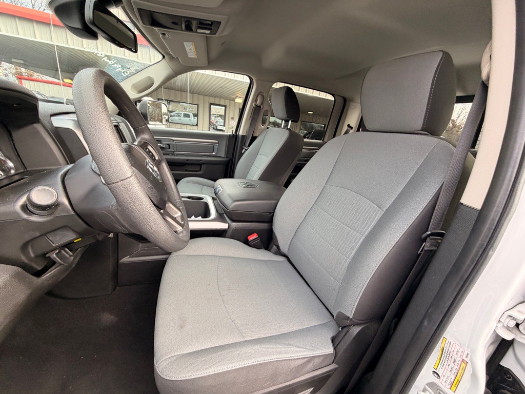 2023 RAM 1500 Image 6