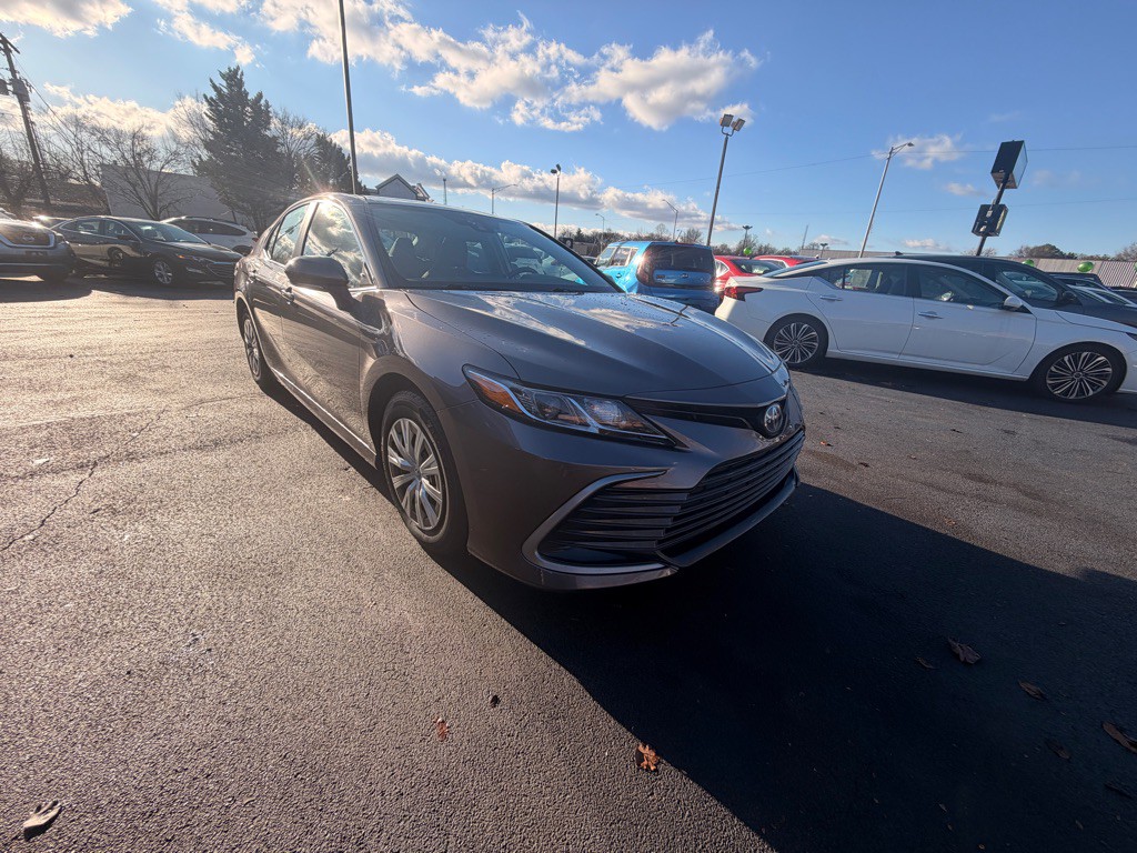 2023 Toyota Camry Image 3