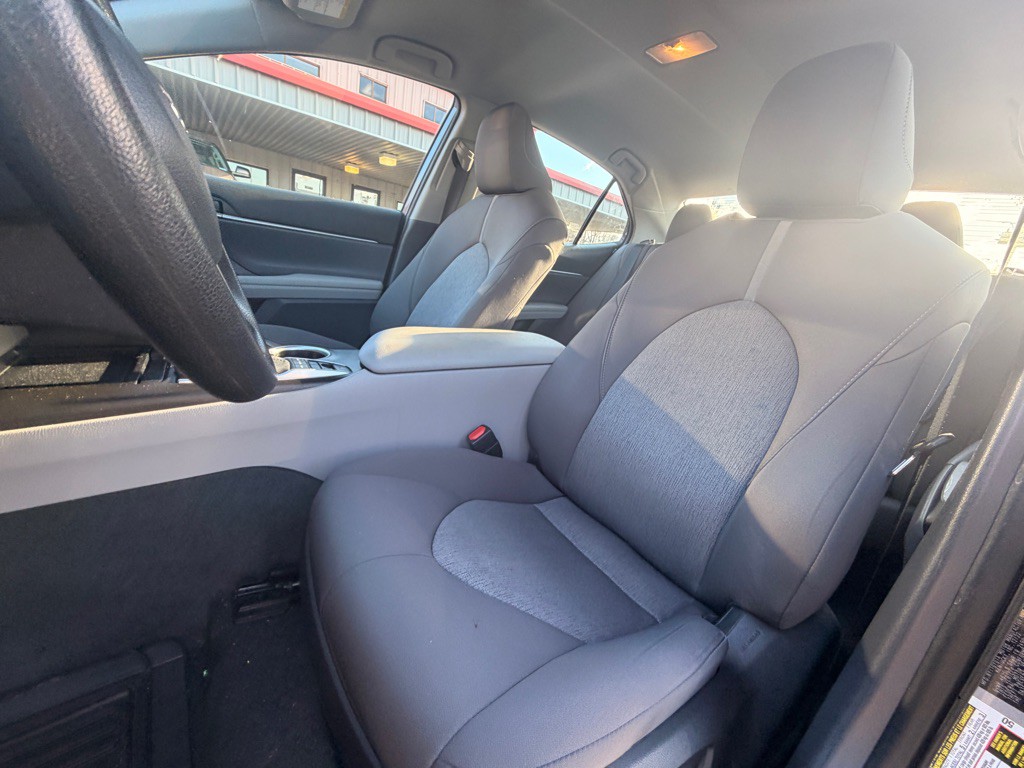 2023 Toyota Camry Image 8