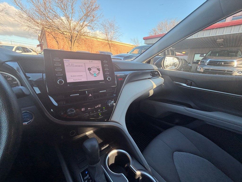 2023 Toyota Camry Image 10