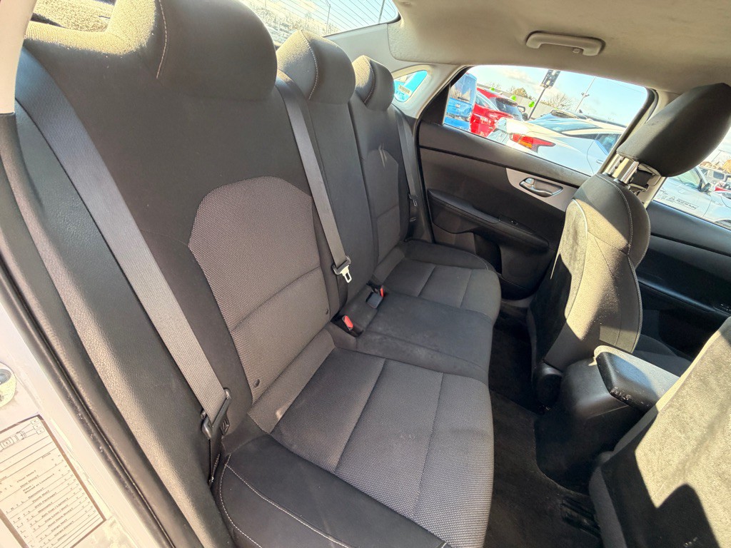 2023 Kia Forte Image 5