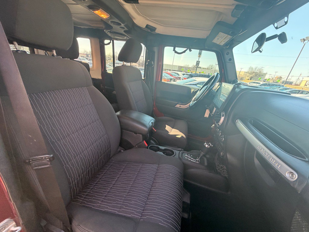 2012 Jeep Wrangler Unlimited Image 7