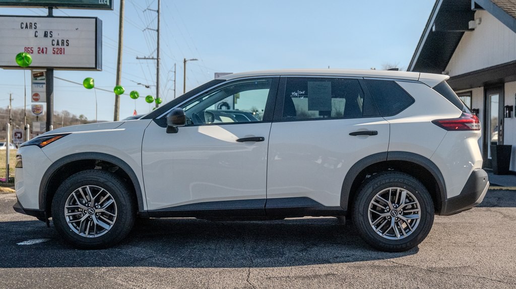 2023 Nissan Rogue Image 17