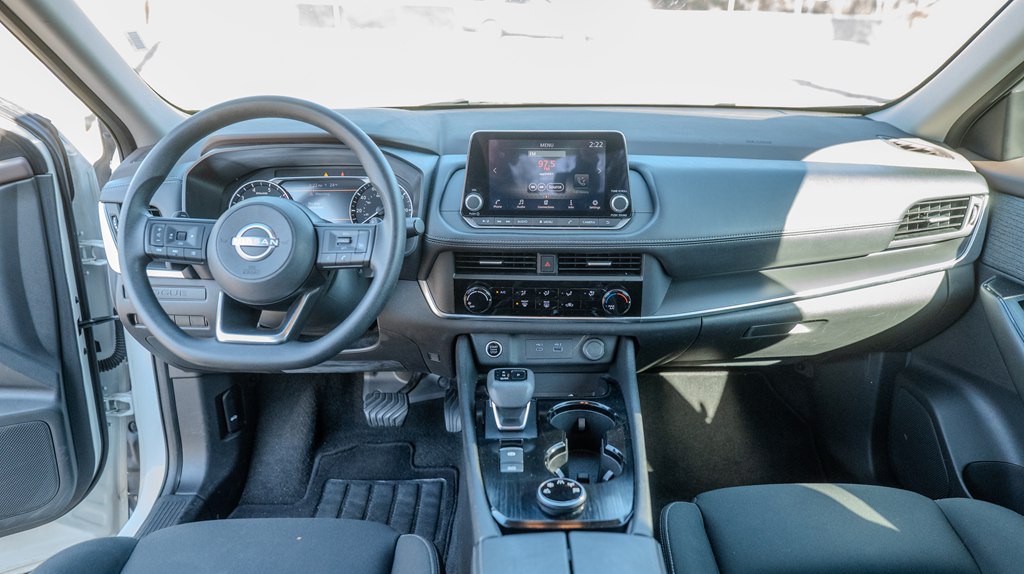 2023 Nissan Rogue Image 25