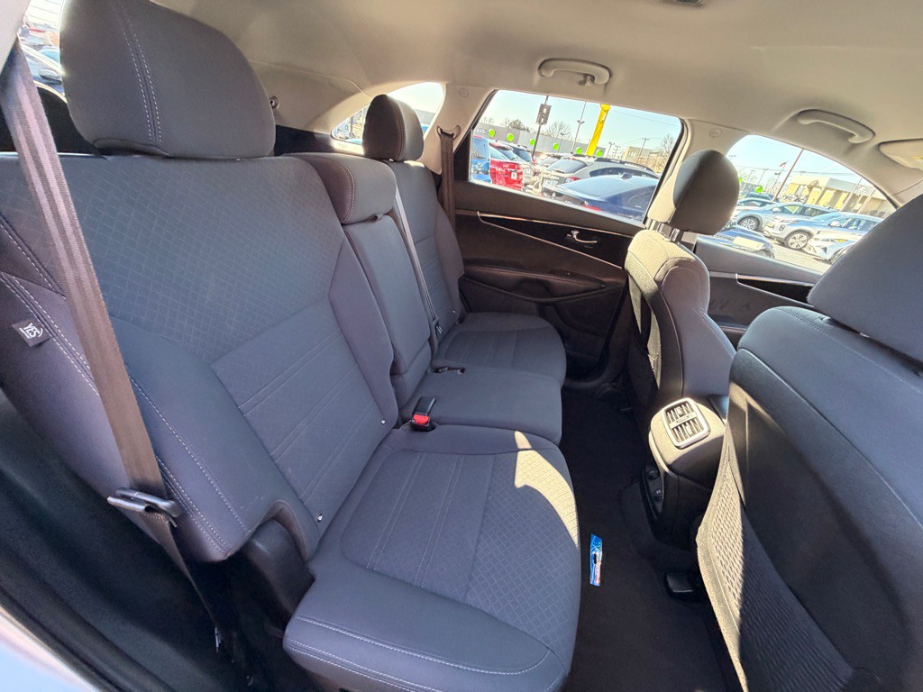 2019 Kia Sorento Image 6