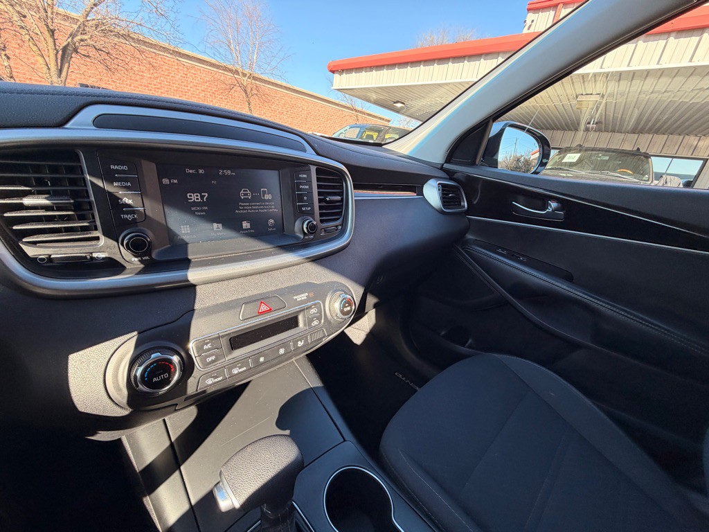 2019 Kia Sorento Image 10