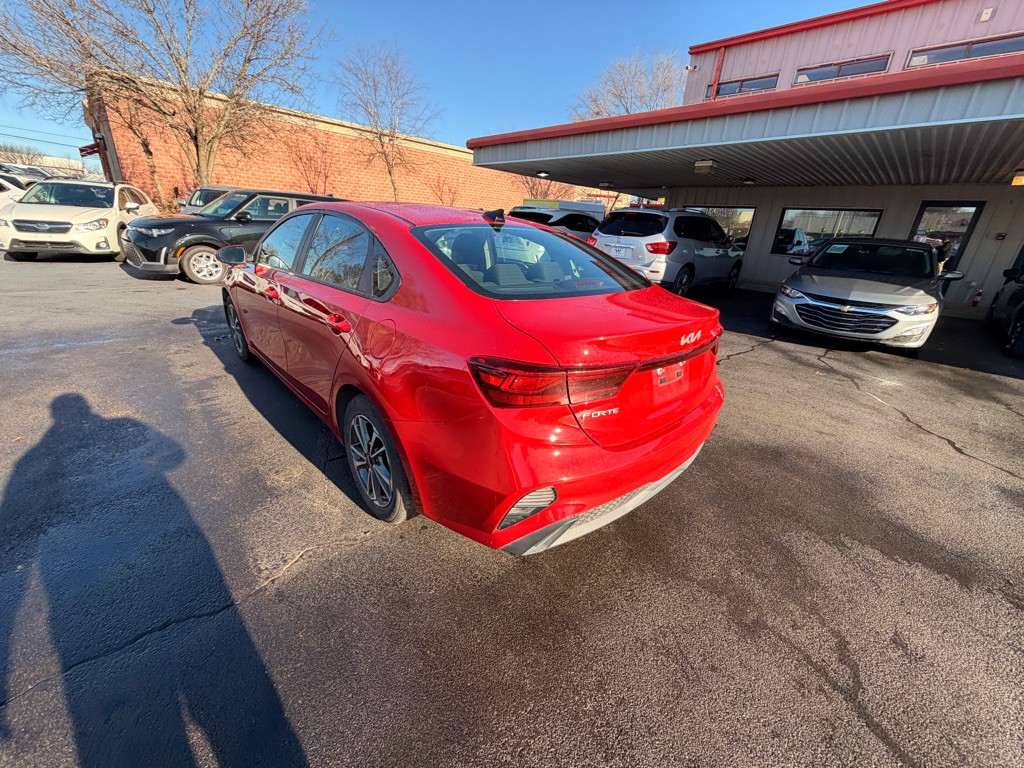 2024 Kia Forte Image 4