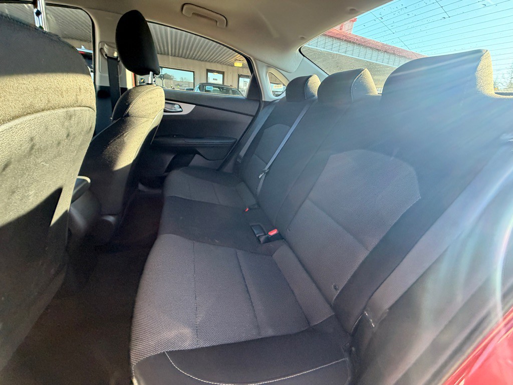 2024 Kia Forte Image 5