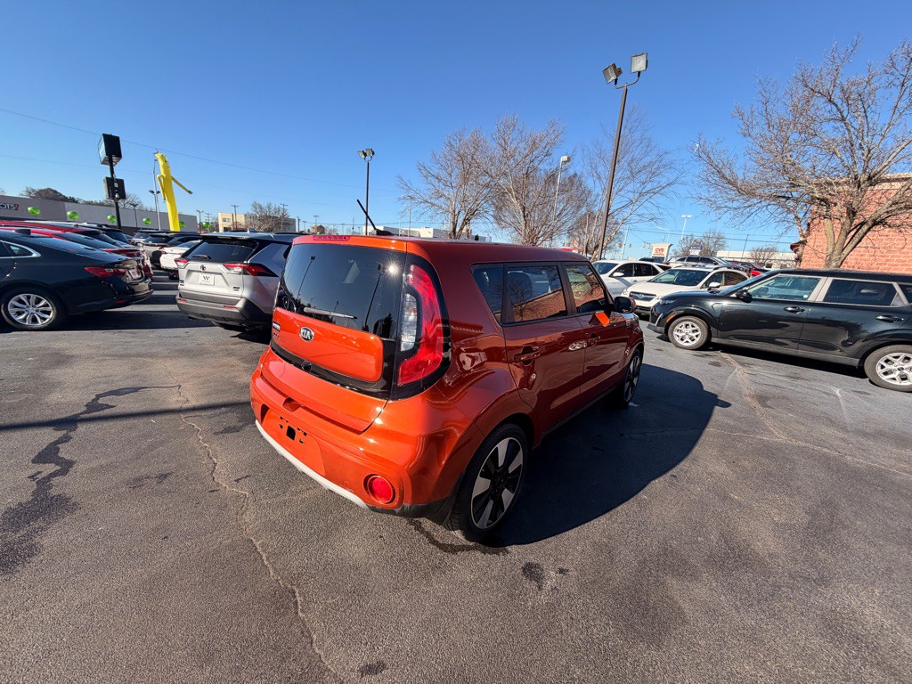 2019 Kia Soul Image 3